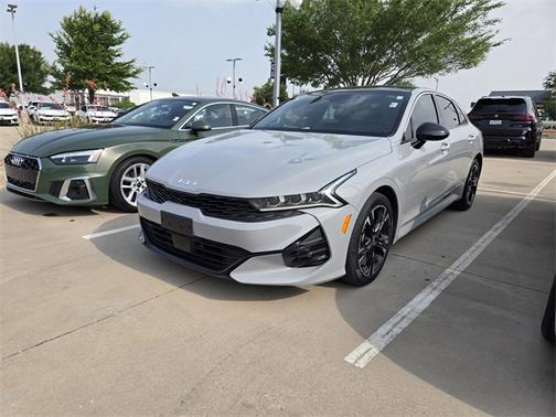 2022 Kia K5 GT-Line