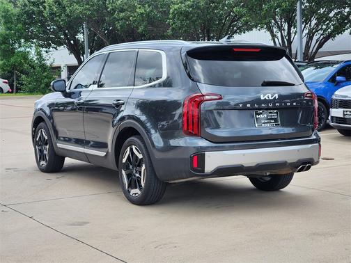 2023 Kia Telluride S