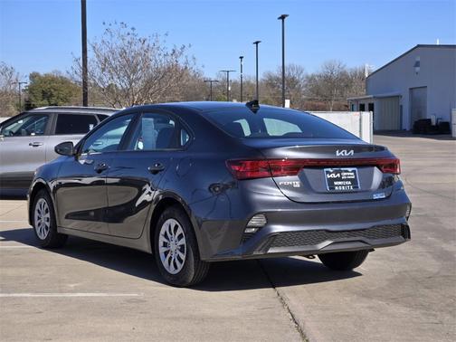 2024 Kia Forte LX