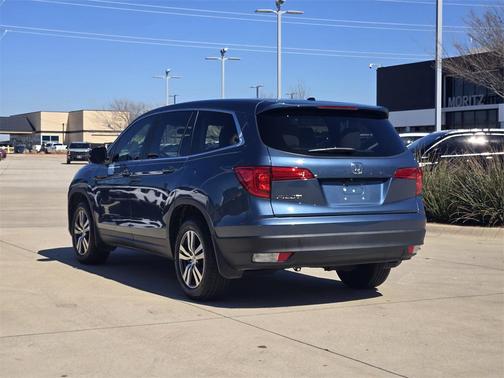 2017 Honda Pilot EX