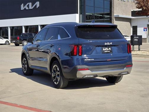 2026 Kia Sorento S