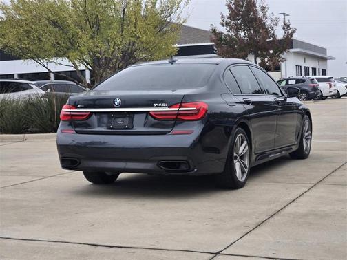 2019 BMW 740 xDrive