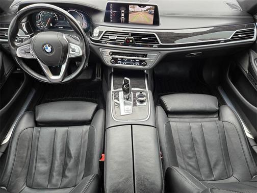 2019 BMW 740 xDrive