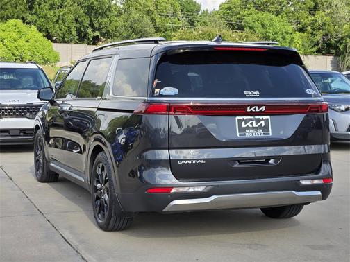 2024 Kia Carnival SX Prestige