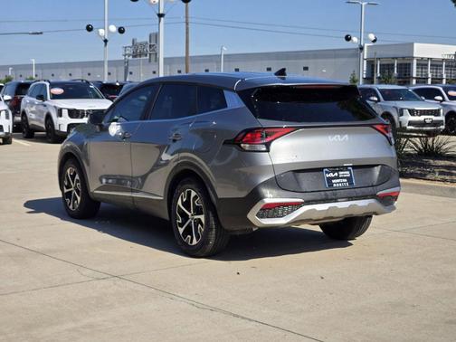 Steel Gray 2024 Kia Sportage EX