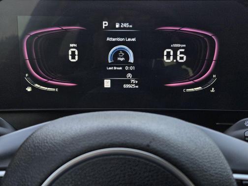 Steel Gray 2024 Kia Sportage EX