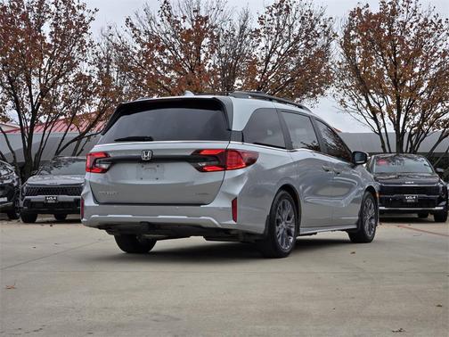 2025 Honda Odyssey Touring