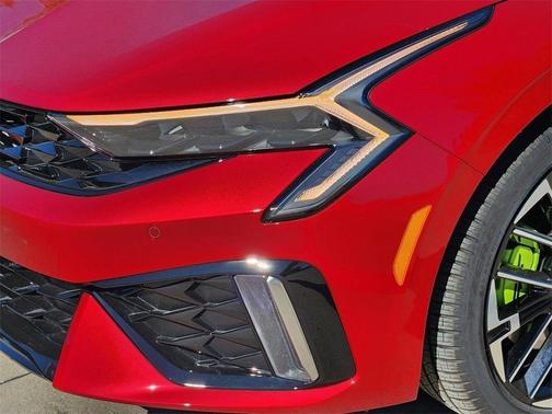 Runway Red 2026 Kia K5 GT