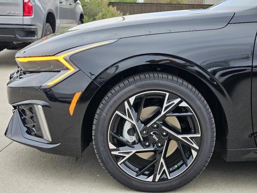 Aurora Black Pearl 2026 Kia K5 GT-Line FWD