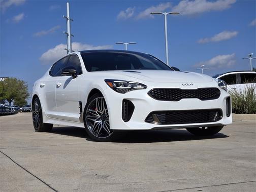 2022 Kia Stinger GT1