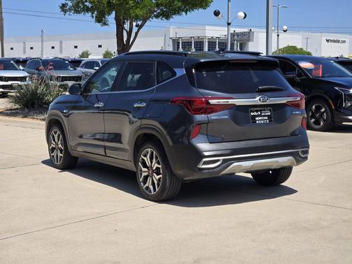 Gravity Gray 2021 Kia Seltos SX Turbo