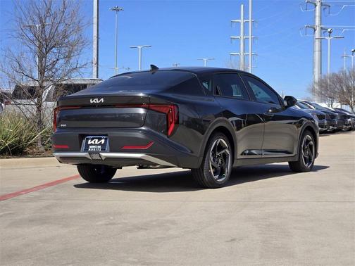 2026 Kia K4 EX