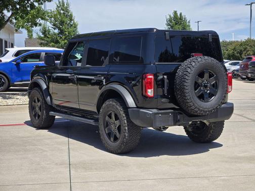 Shadow Black 2025 Ford Bronco Big Bend
