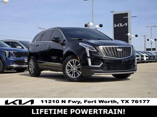 Stellar Black Metallic 2022 Cadillac XT5 Premium Luxury