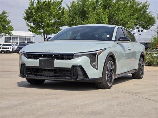 2025 Kia K4 GT-Line