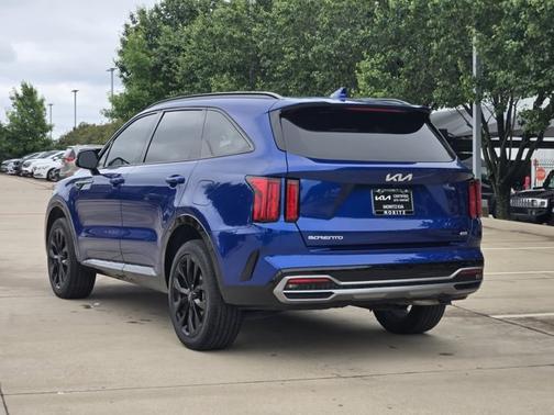 2023 Kia Sorento SX