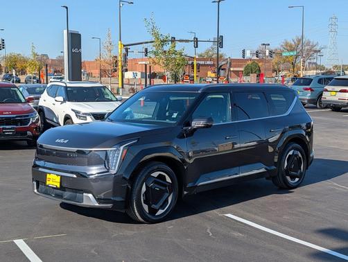 Panthera Metal 2024 Kia EV9 Land