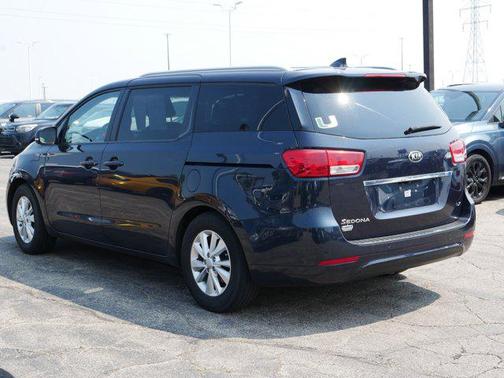 2016 Kia Sedona LX