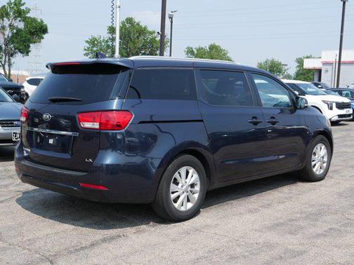 2016 Kia Sedona LX
