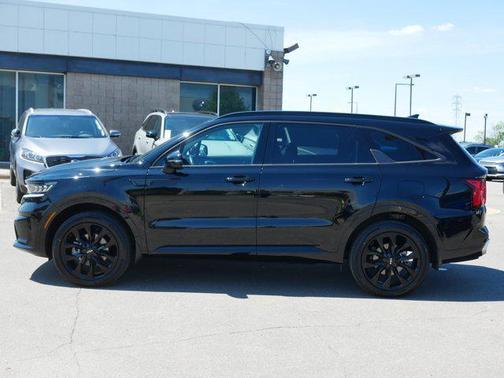 Ebony Black 2023 Kia Sorento SX
