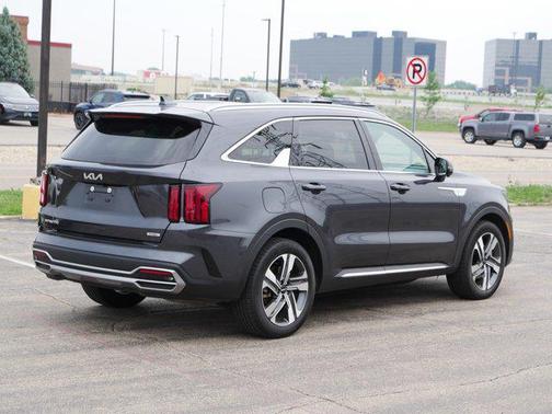 2024 Kia Sorento Plug-In Hybrid SX Prestige
