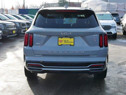 2022 Kia Sorento SX