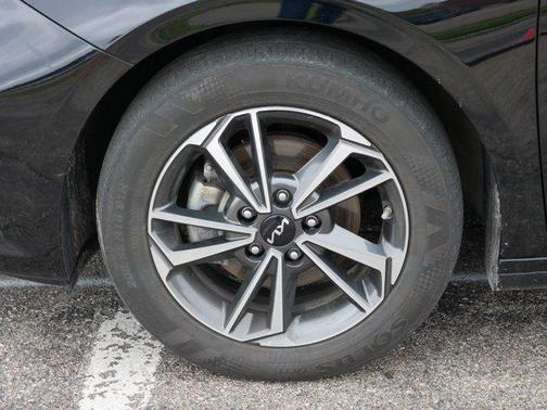 Aurora Black 2023 Kia Forte LXS