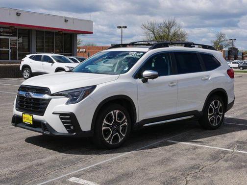 Crystal White Pearl 2023 Subaru Ascent Limited 7-Passenger