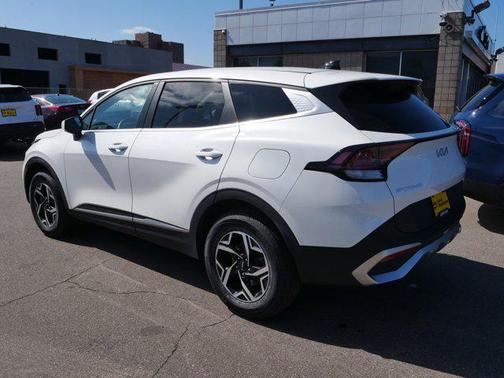 2023 Kia Sportage LX