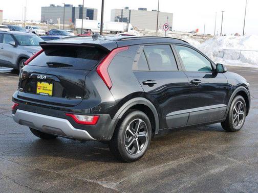 2024 Kia Niro EX