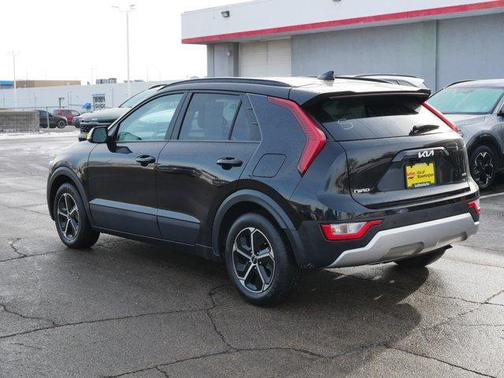 2024 Kia Niro EX