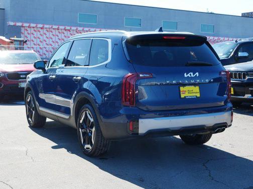 2023 Kia Telluride S