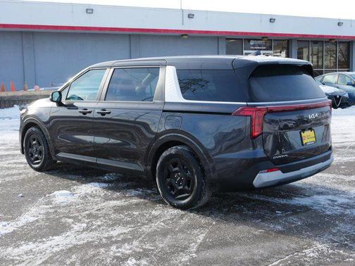 2025 Kia Carnival LXS