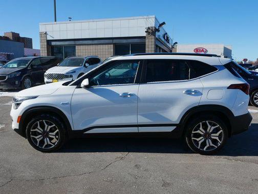 2023 Kia Seltos SX Turbo