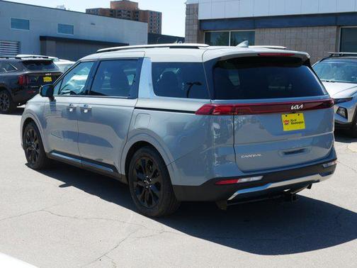 Ceramic Silver 2024 Kia Carnival SX Prestige