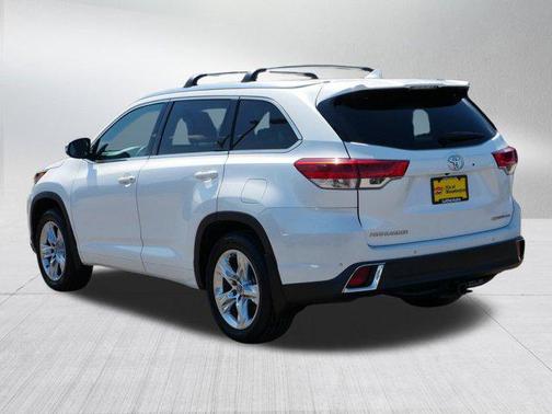 2017 Toyota Highlander Limited