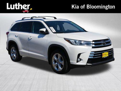 2017 Toyota Highlander Limited