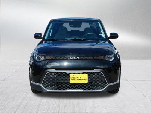 Fusion Black 2025 Kia Soul LX