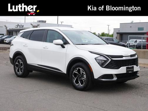 Snow White Pearl 2023 Kia Sportage LX