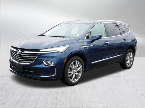 2022 Buick Enclave AWD Essence