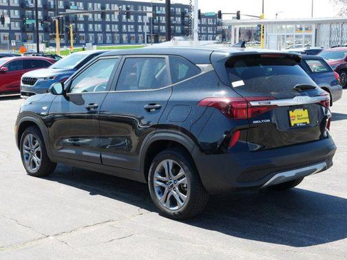 2022 Kia Seltos LX