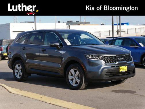 2022 Kia Sorento LX