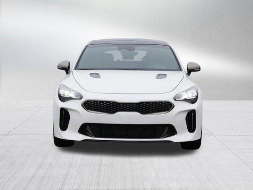 2023 Kia Stinger GT-Line