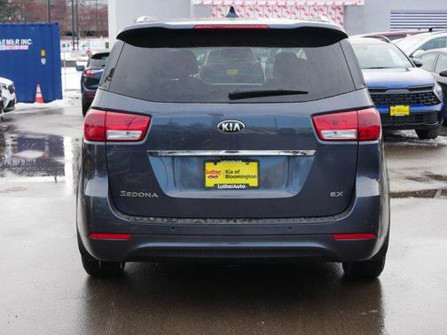 2016 Kia Sedona EX