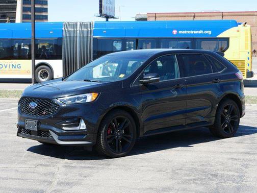 2019 Ford Edge ST