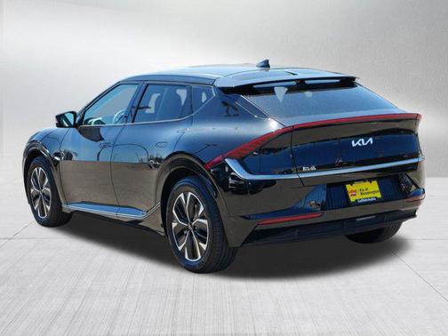 2022 Kia EV6 Wind