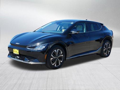 2022 Kia EV6 Wind