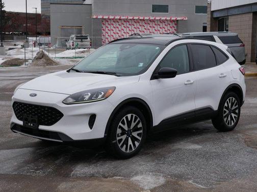 2020 Ford Escape SE
