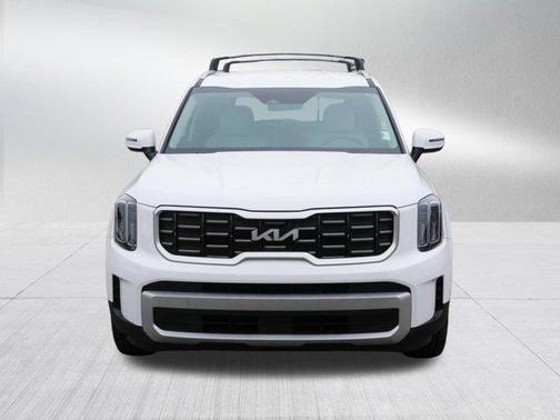 Glacial White Pearl 2024 Kia Telluride S
