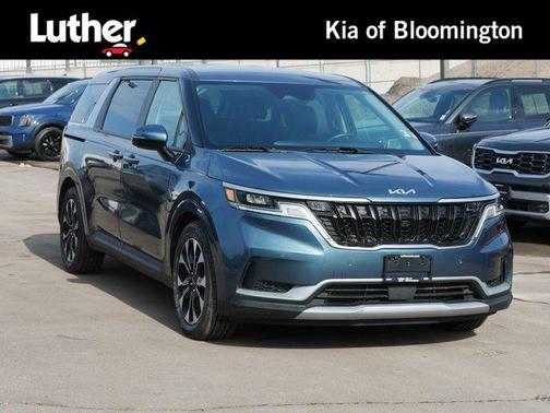 2024 Kia Carnival EX